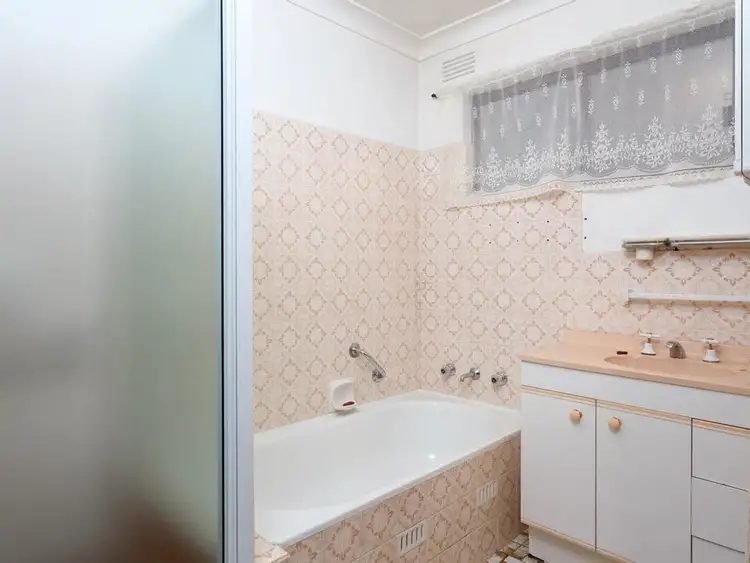 Fifth view of Homely house listing, 72 Vincent Road, Lake Albert NSW 2650