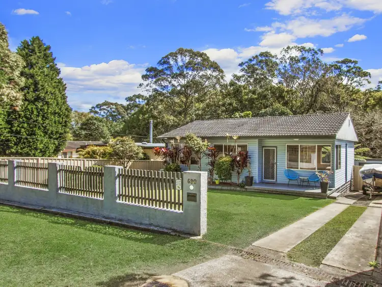 690 Pacific Highway, Narara NSW 2250