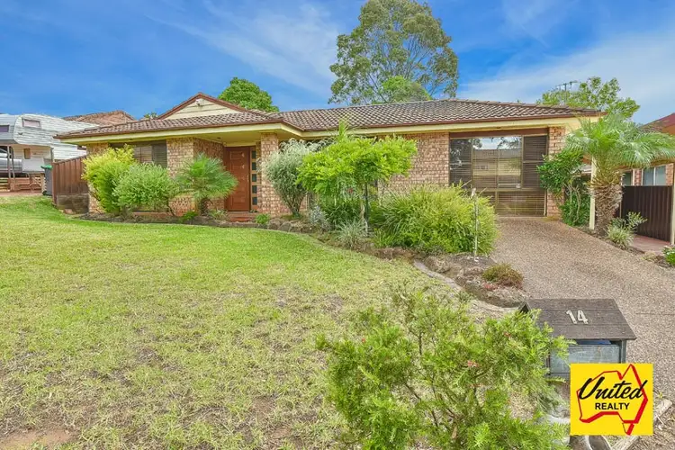 14 Anthony Drive, Rosemeadow NSW 2560