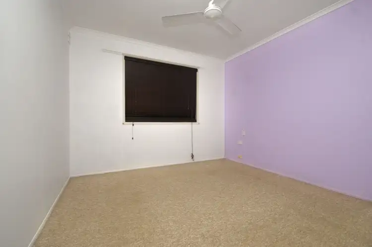 Sixth view of Homely unit listing, 4/23 Thabeban Street, Avenell Heights QLD 4670