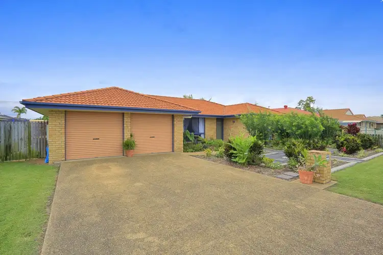 52 Searle Street, Thabeban QLD 4670