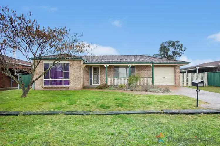34 Centennial CL, Armidale NSW 2350