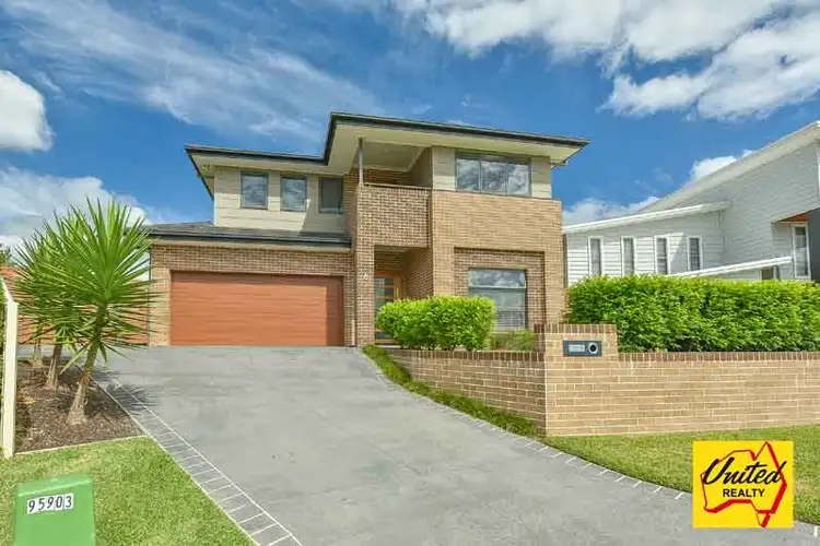 8 Wade Close, Luddenham NSW 2745