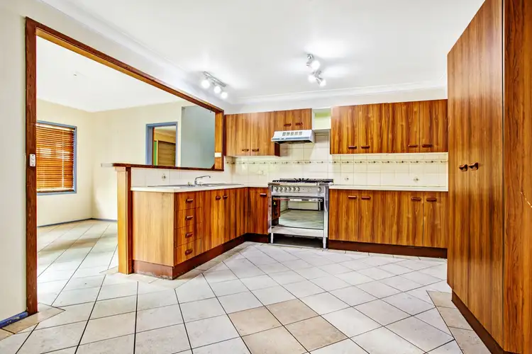 Second view of Homely house listing, 21 Pasedena Crescent, Beresfield NSW 2322