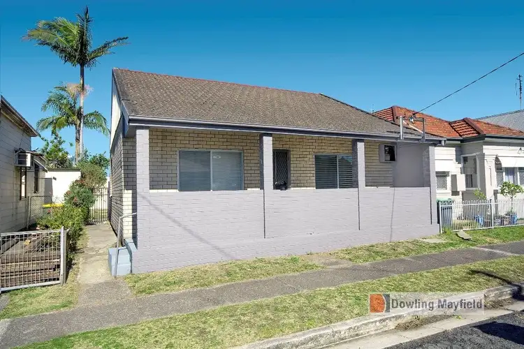 25 Gulliver Street, Hamilton NSW 2303