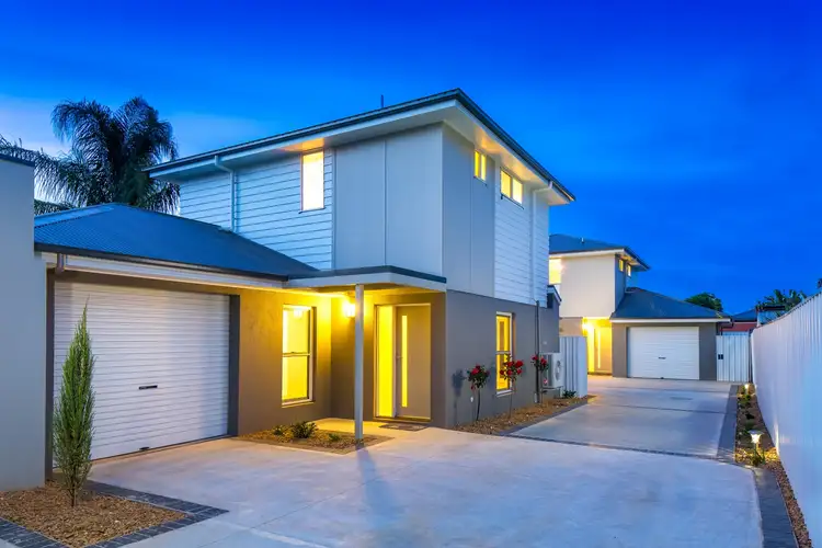 Main view of Homely townhouse listing, 2/358 Rau Street, East Albury NSW 2640