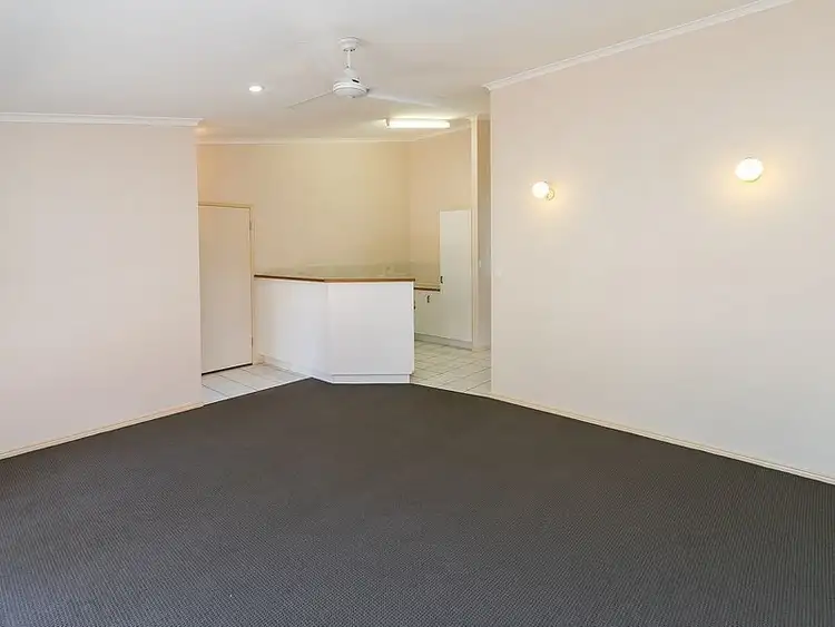 Fifth view of Homely unit listing, 8/137 Freshwater STreet, Torquay QLD 4655