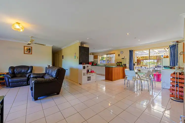Fifth view of Homely house listing, 5 Hampshire Close, Highland Park QLD 4211