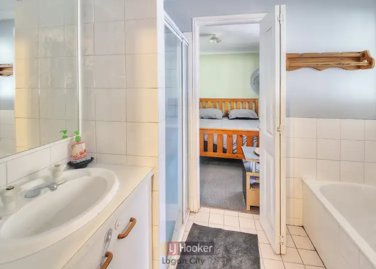 Seventh view of Homely house listing, 4 Julius Court, Marsden QLD 4132