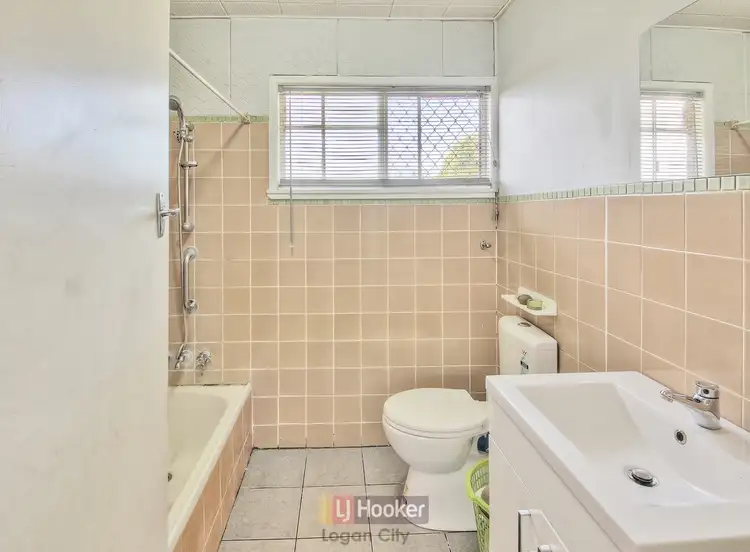 Fifth view of Homely house listing, 28 Lynngold St, Woodridge QLD 4114