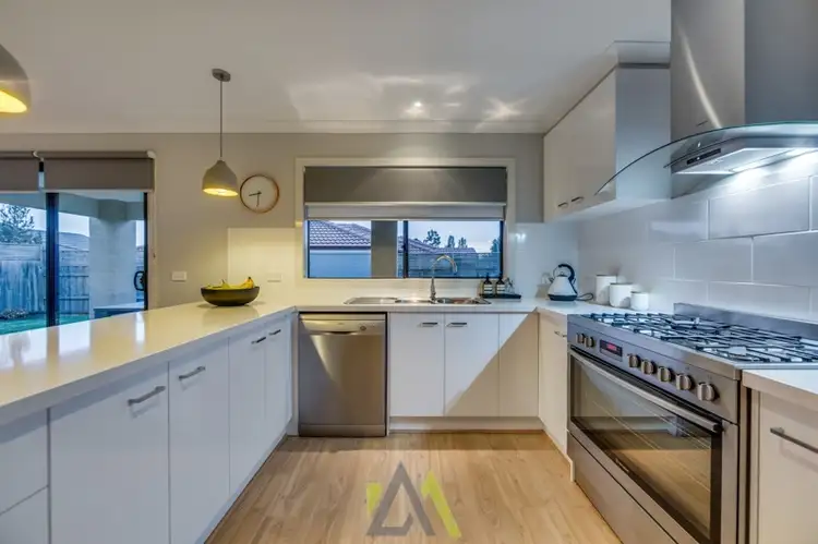 Third view of Homely house listing, 7 Warrenwood Place, Langwarrin VIC 3910