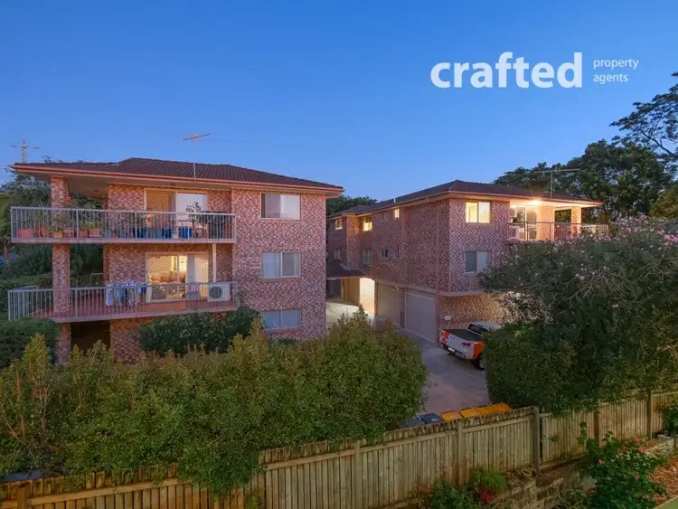 8/57 Nicklin Street, Coorparoo QLD 4151