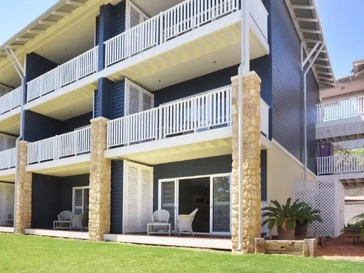 9/18 Yallingup Beach Road, Yallingup WA 6282