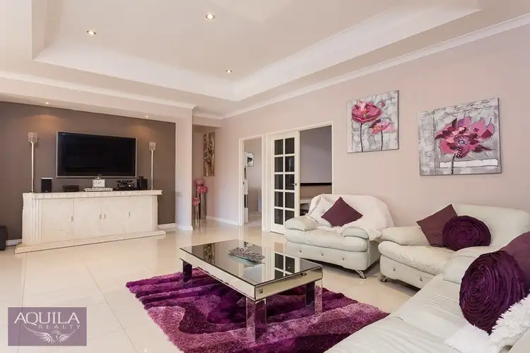 25 Whitehart Entrance, Aveley WA 6069