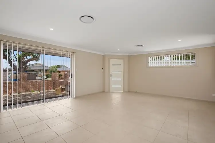 Fifth view of Homely villa listing, 1/27 Farnell Road, Woy Woy NSW 2256