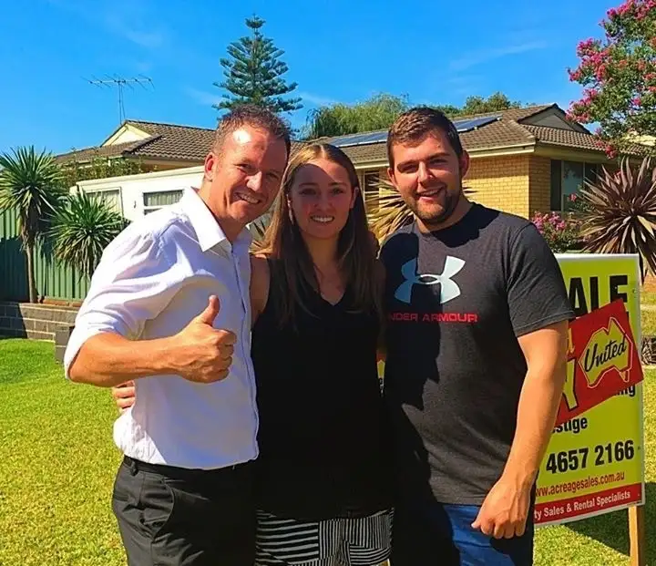 17 Blaxland Road, Luddenham NSW 2745
