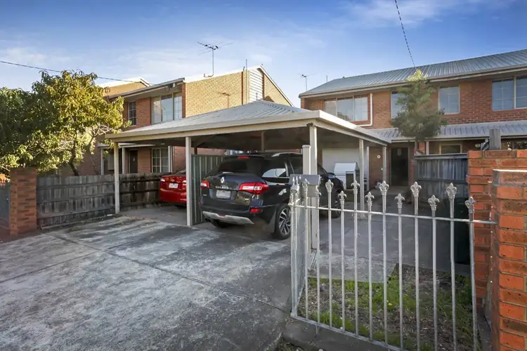 3/23-25 Fairbairn Road, Sunshine West VIC 3020