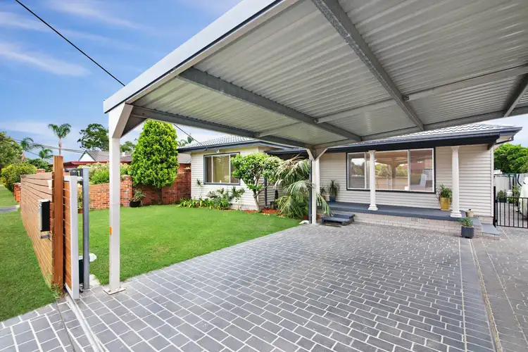 121 Trafalgar Ave, Umina Beach NSW 2257