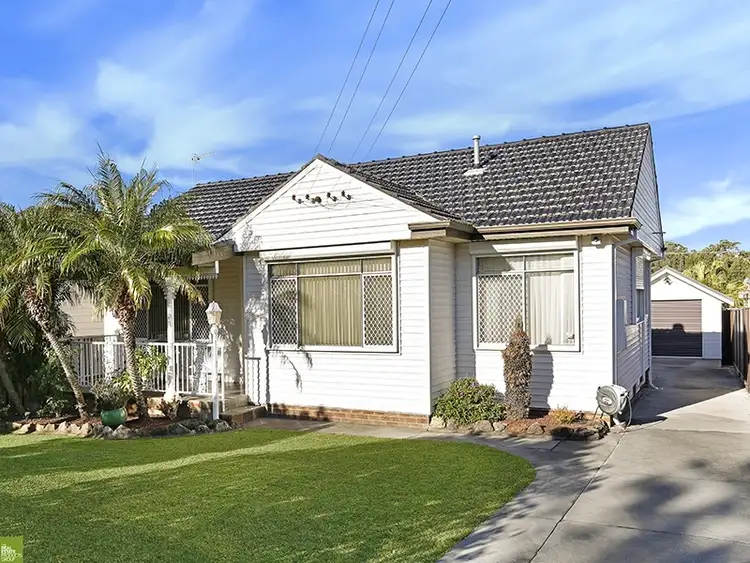 13 Sunlea Street, Dapto NSW 2530