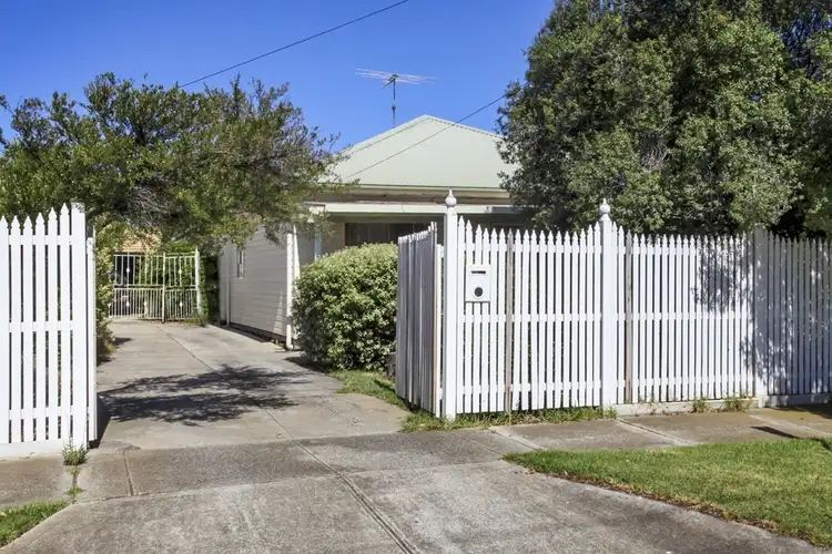68 Esmond Street, Ardeer VIC 3022