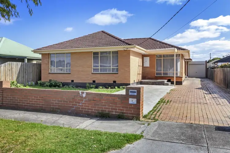 Main view of Homely unit listing, 1/26 Sandford Avenue, Sunshine North VIC 3020