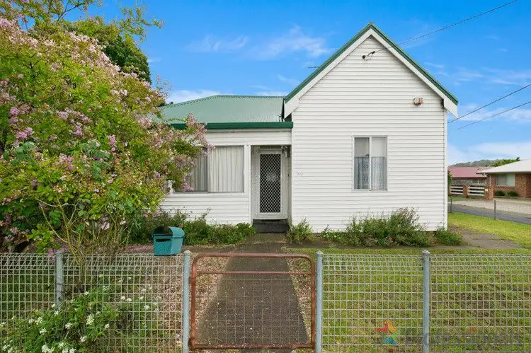 Main view of Homely house listing, 122 Douglas Street, Armidale NSW 2350