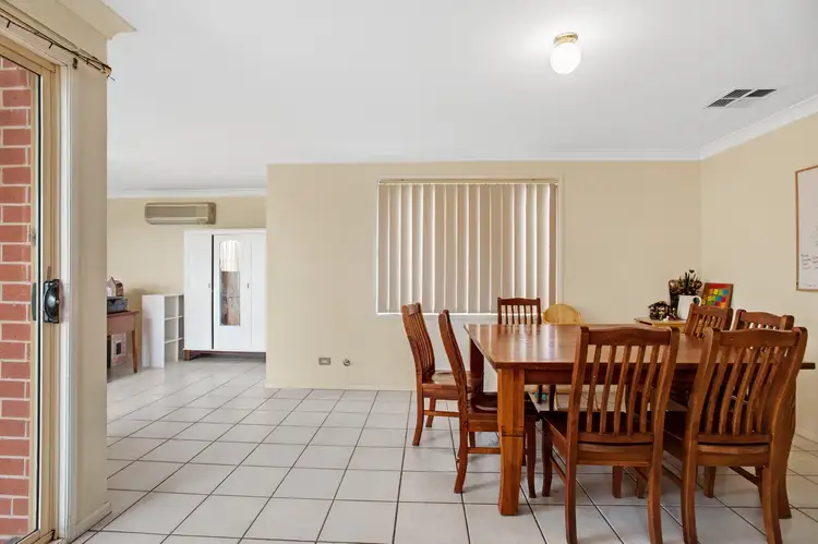 Fifth view of Homely house listing, 10 Laurel Close, Thornton NSW 2322