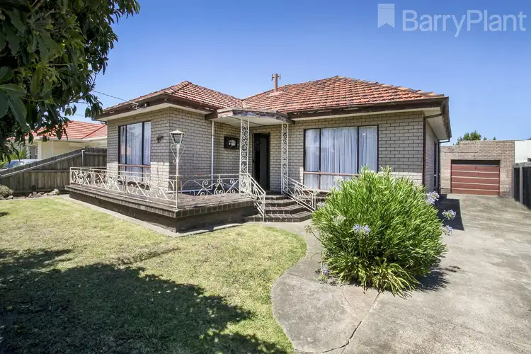 27 Helene Street, Ardeer VIC 3022