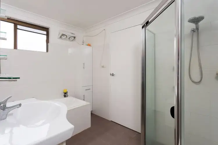 Sixth view of Homely house listing, 15 Andrews Avenue, Kooringal NSW 2650