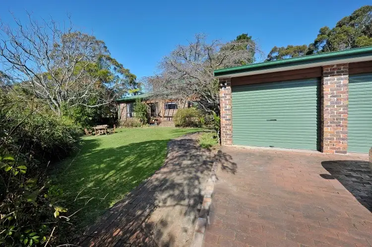8 Paruna Place, North Nowra NSW 2541