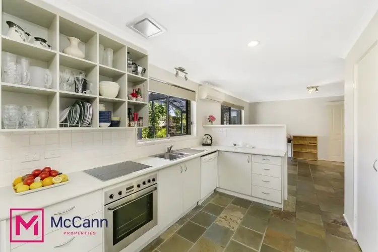 Fifth view of Homely house listing, 33 Hawkesworth Place, Macarthur ACT 2904