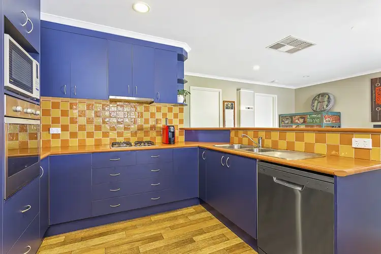 Second view of Homely house listing, 3 Akuna Place, Springdale Heights NSW 2641