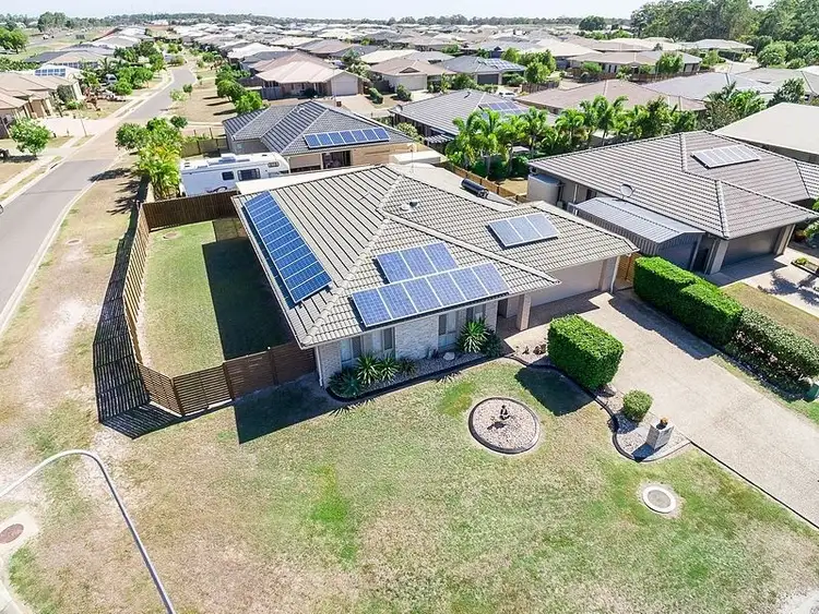 17 Captain Cook Street, Urraween QLD 4655