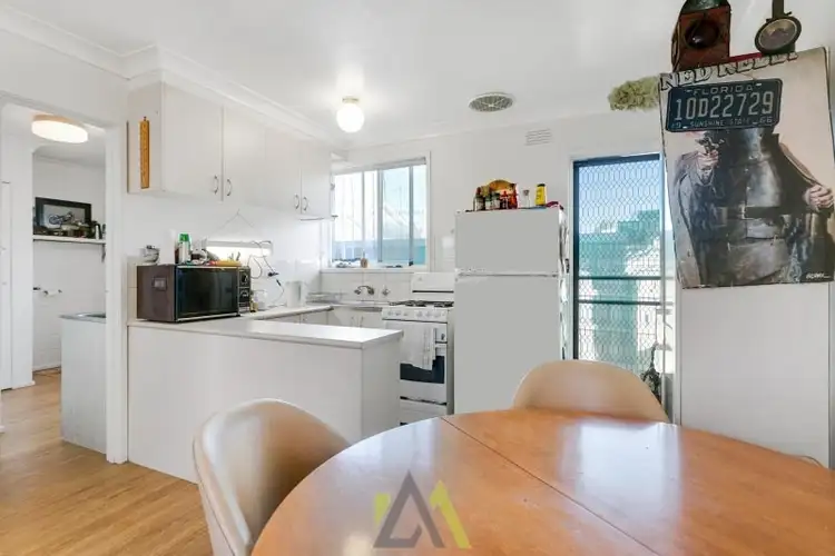 Main view of Homely unit listing, 5/16-18 Walbundry Avenue, Frankston VIC 3199