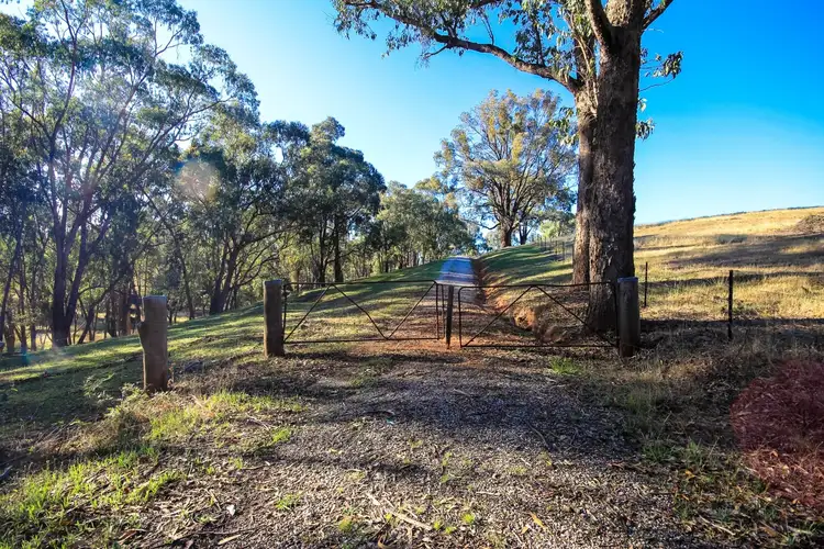 171 Twist Creek Road