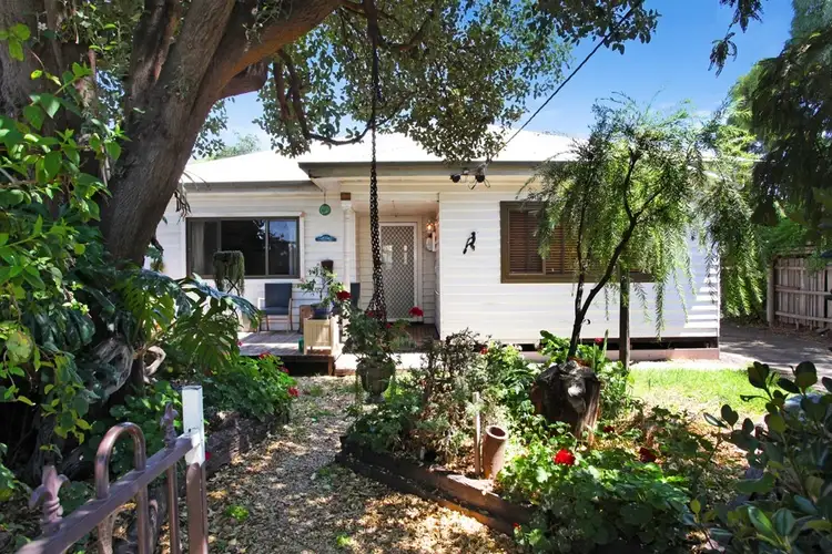13 Maylands Street, Albion VIC 3020