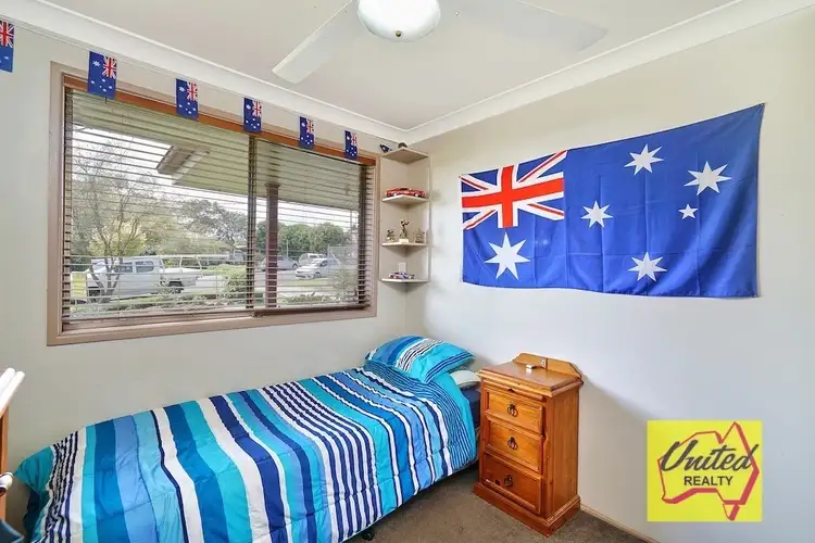 Sixth view of Homely house listing, 2 McIntosh Street, The Oaks NSW 2570