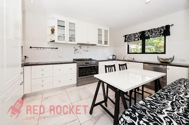 2890 Logan Road, Underwood QLD 4119