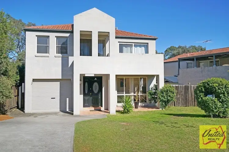 3 Pickets Place, Currans Hill NSW 2567