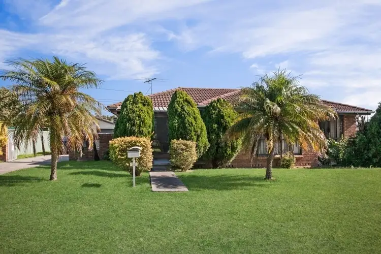 22 Michael Hill Avenue, Woodberry NSW 2322