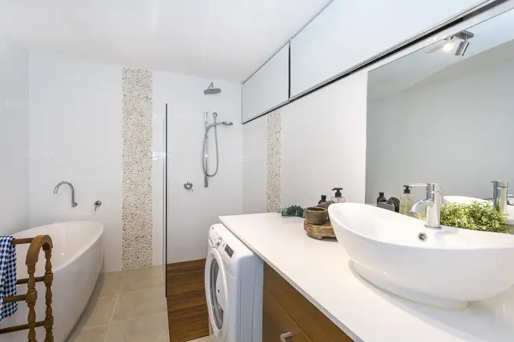 Fourth view of Homely unit listing, 2/11 Midjimberry Road, Point Lookout QLD 4183