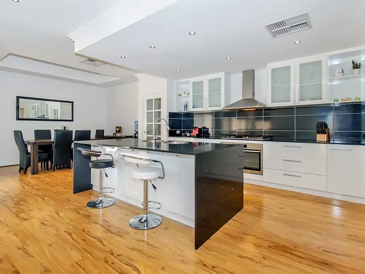 Fourth view of Homely house listing, 33 Halcyon Crescent, Aveley WA 6069
