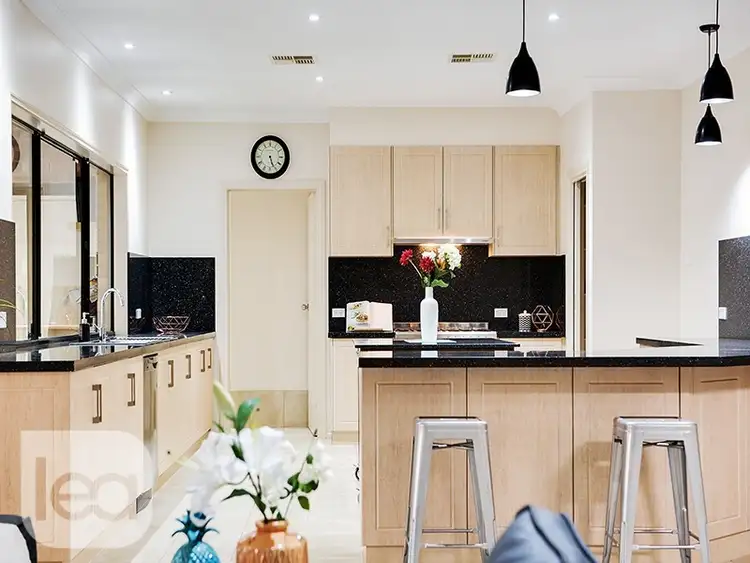 19 Frome Crescent, Mawson Lakes SA 5095