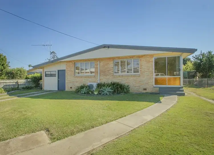 1 Nott Street, Walkervale QLD 4670