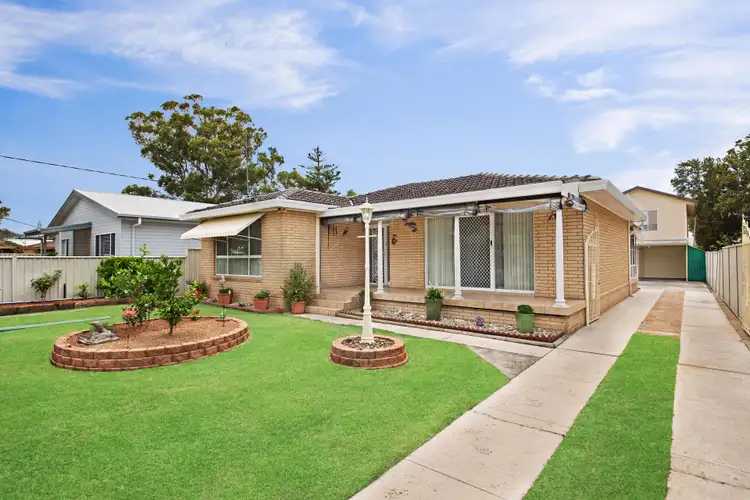15 Winifred Avenue, Umina Beach NSW 2257