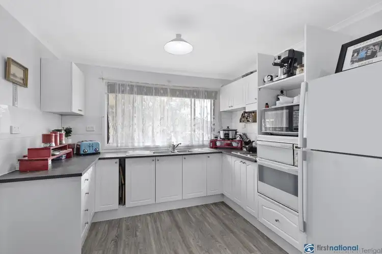 Second view of Homely house listing, 8 Jonquil Close, Bateau Bay NSW 2261