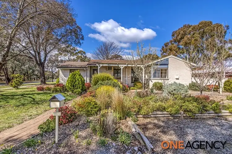 1 Bolton Place, Wanniassa ACT 2903