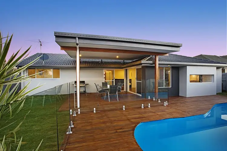 17 Currong Street, Minyama QLD 4575