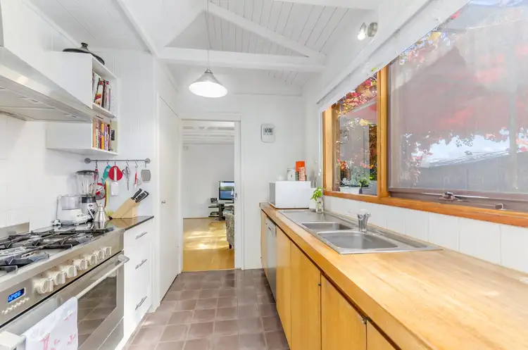 Fifth view of Homely house listing, 2 Selby Close, Barwon Heads VIC 3227