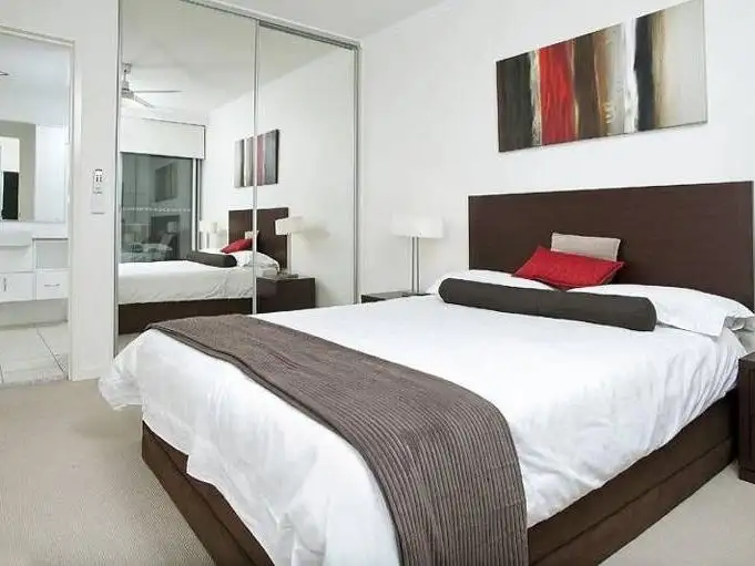 Fourth view of Homely apartment listing, 10/95 Clarence Road, Indooroopilly QLD 4068